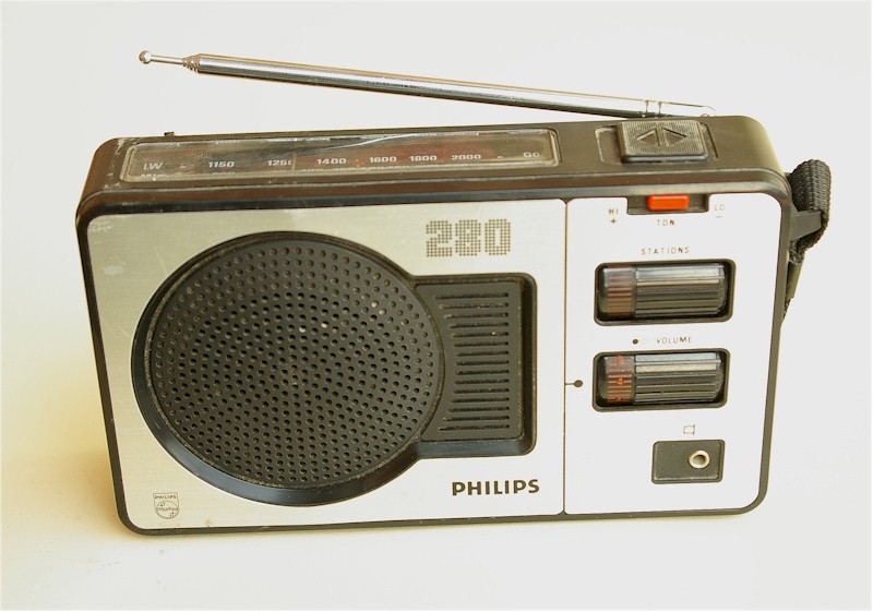 Philips 90AL280 MW/LW/FM