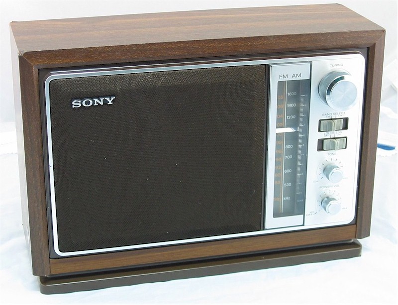 Sony ICF-9740 